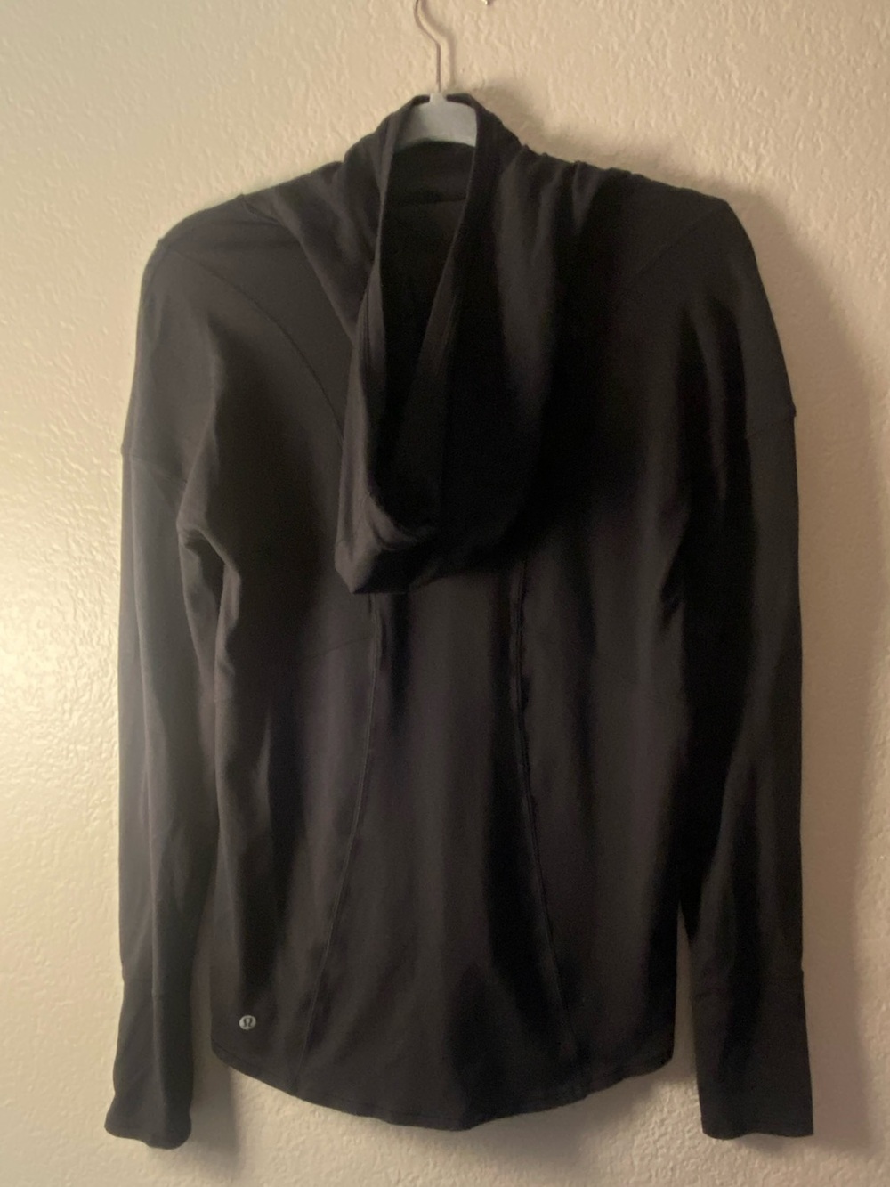 lululemon Women's Black Hooded Full Zip Jacket Pockets Stretch Size S EUC